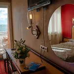 Logis & Restaurant Mediterranee