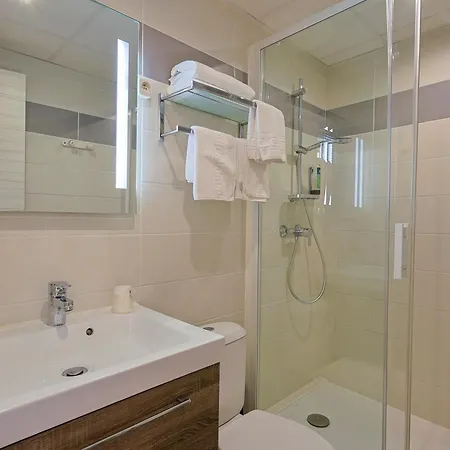 Logis & Restaurant Mediterranee Hotel