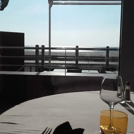 Logis & Restaurant Mediterranee