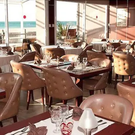 Logis & Restaurant Mediterranee 3*