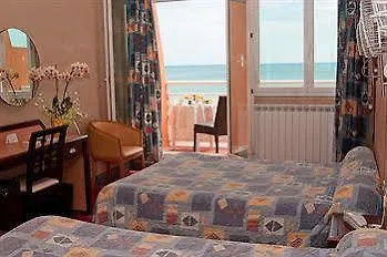 Logis & Restaurant Mediterranee