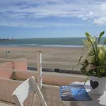 Logis & Restaurant Mediterranee Hotel Port-la-Nouvelle
