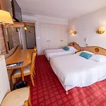 Logis & Restaurant Mediterranee Hotel Port-la-Nouvelle