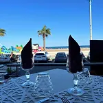 Logis & Restaurant Mediterranee 3*