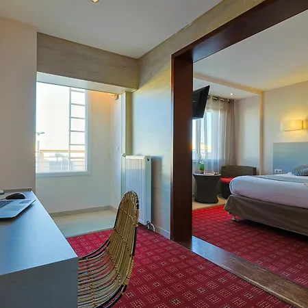 Hotel Logis & Restaurant Mediterranee
