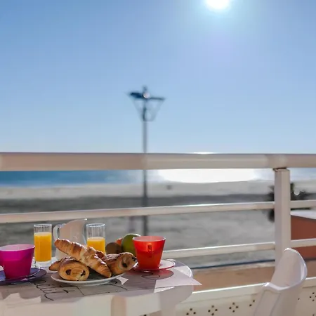 ホテル Logis & Restaurant Mediterranee ポール・ラ・ヌーヴェル