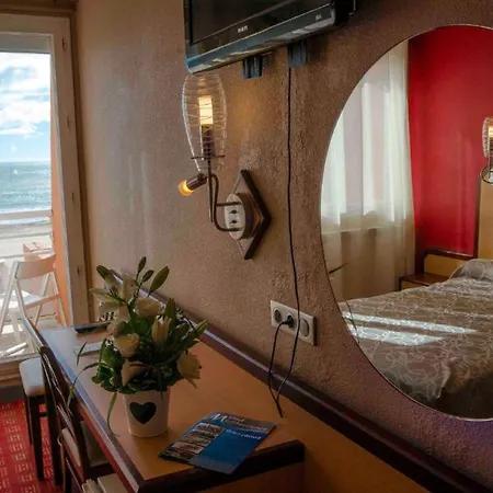 Logis & Restaurant Mediterranee
