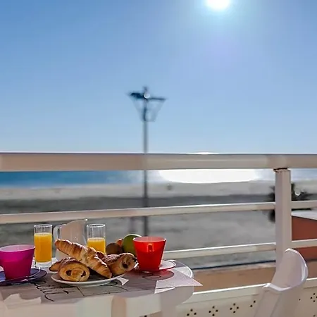 Logis & Restaurant Mediterranee Hotel Port-la-Nouvelle