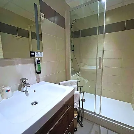Logis & Restaurant Mediterranee Hotel 3*