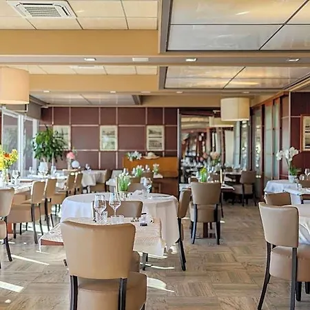 Hotel Logis Mediterranee