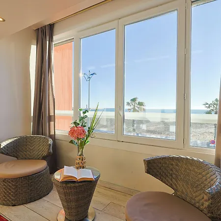 Logis & Restaurant Mediterranee 3*